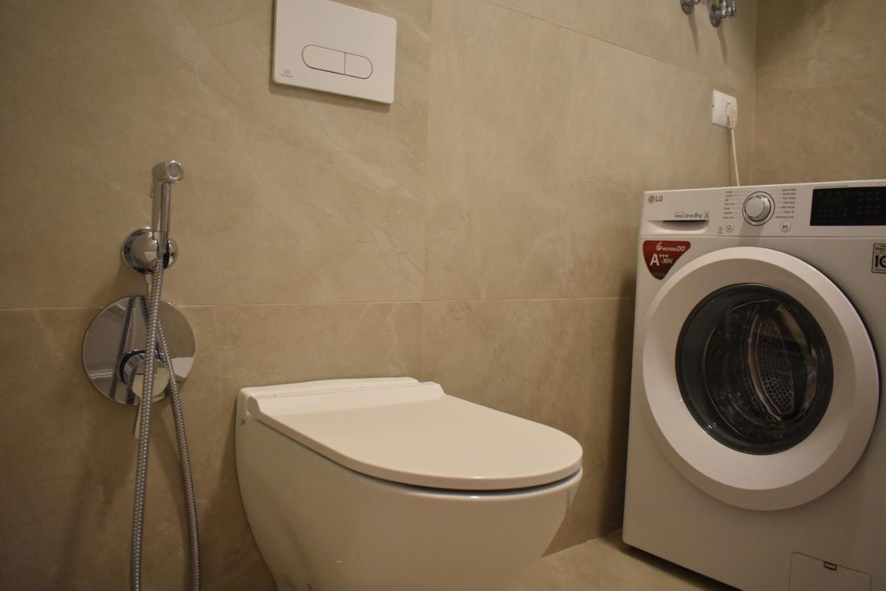 Tam Serviced Apartment Shallvaret Central District 티라나 외부 사진